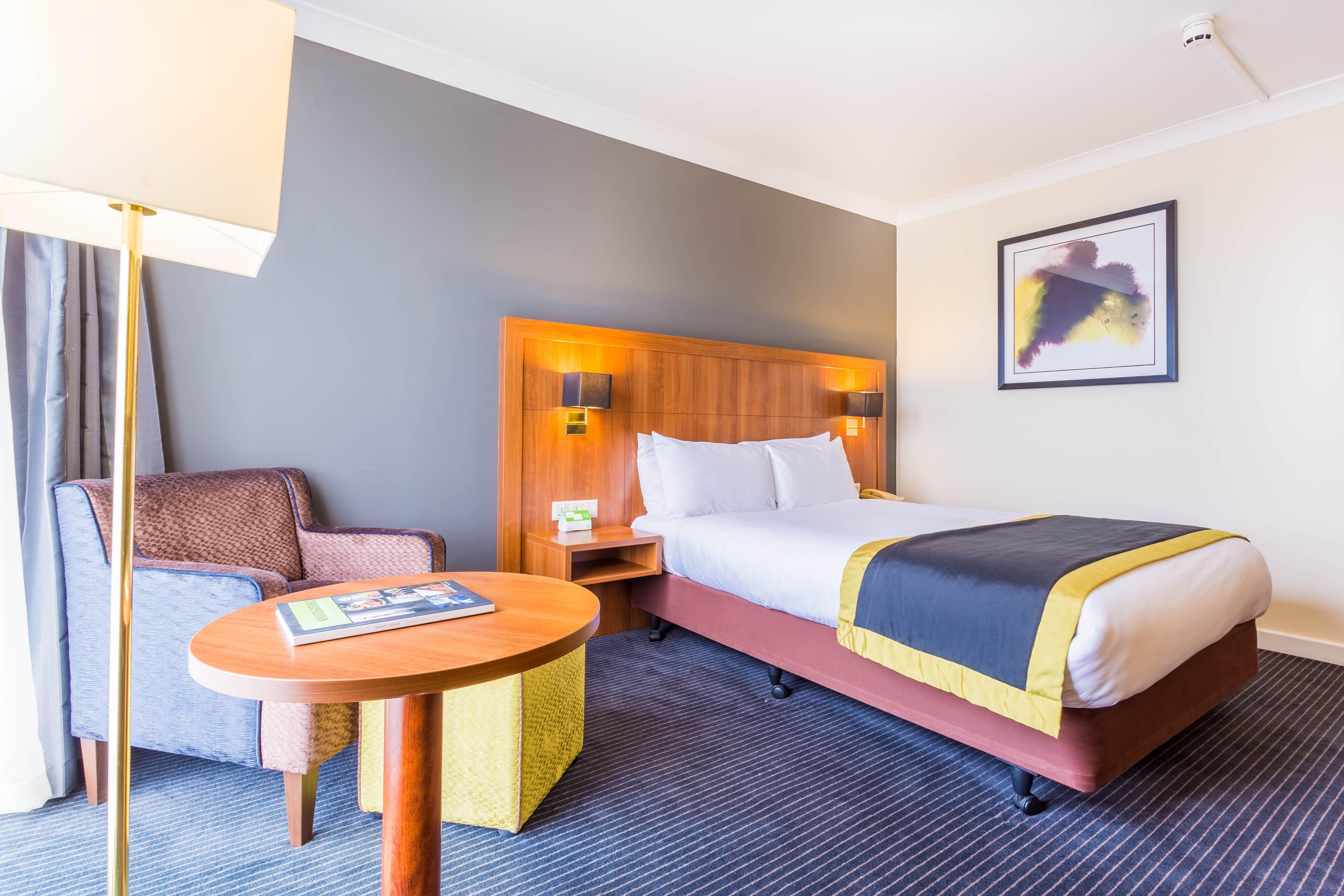 Holiday Inn Newcastle Gosforth Park By Ihg Seaton Burn Exterior photo