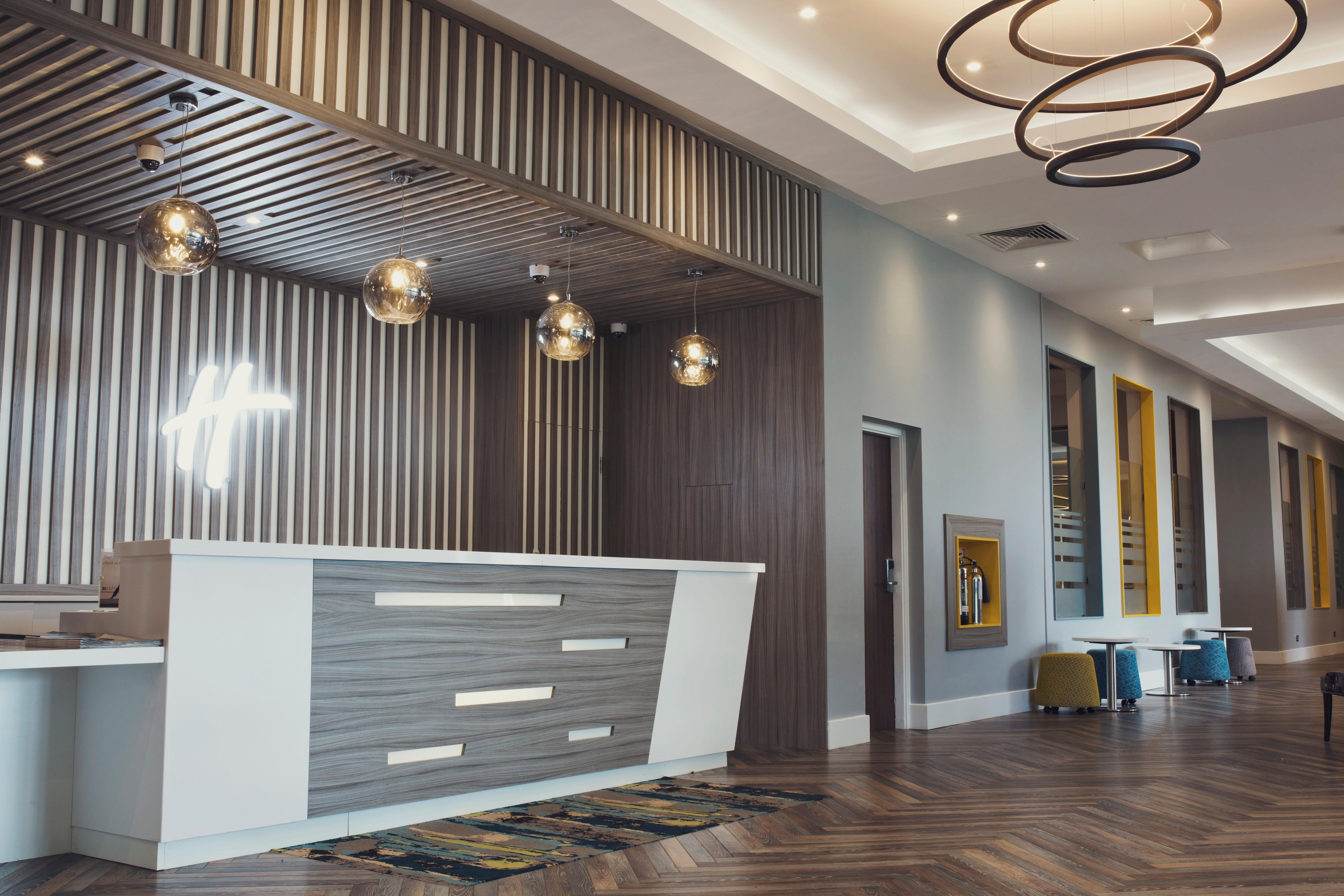 Holiday Inn Newcastle Gosforth Park By Ihg Seaton Burn Exterior photo